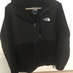 NORTH FACE DENALI WOMENS JACKET Medium